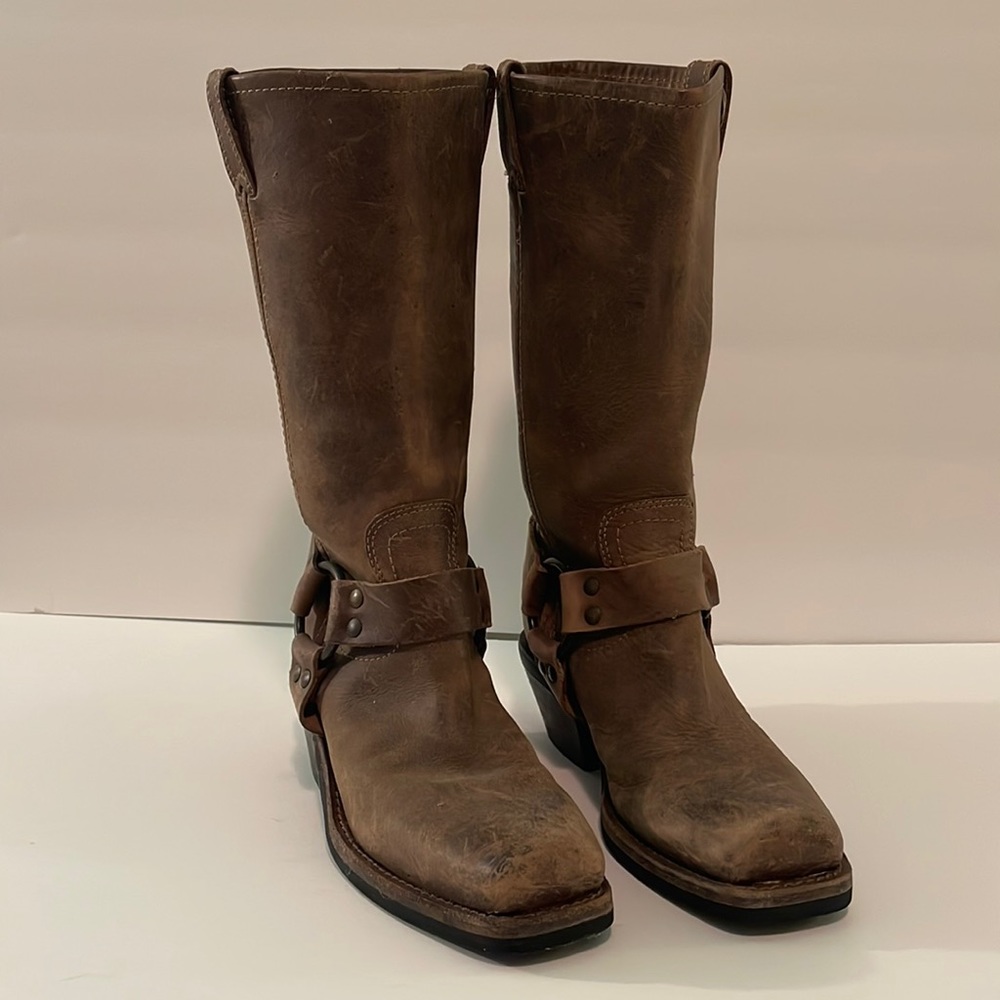 Vintage BCBG girls Brown Moto Boots
